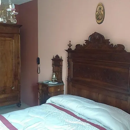 Çiftlik konaklama Gran Collina San Damiano dʼAsti